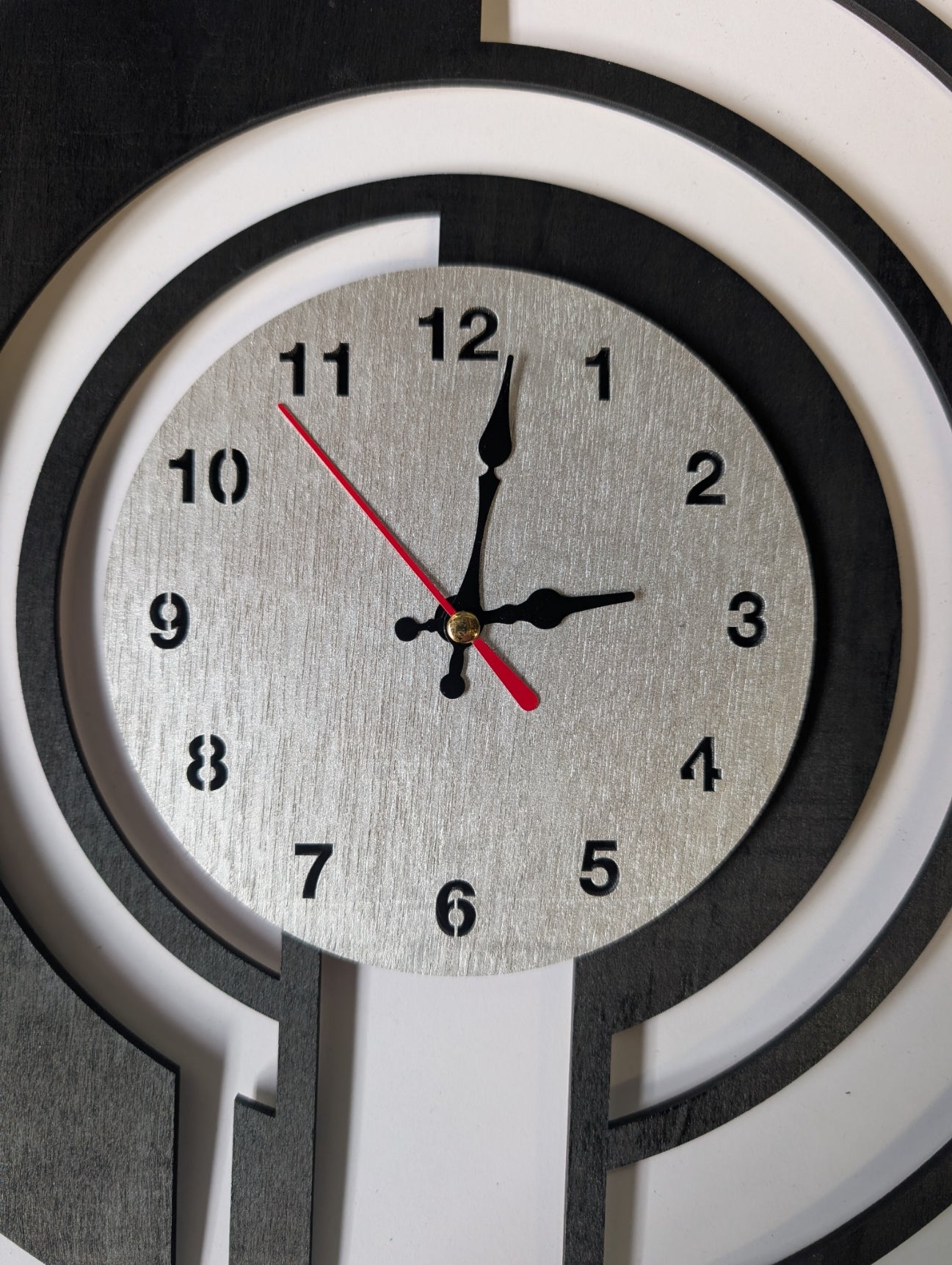 🕰️ Classy Handmade Wooden Wall Clock